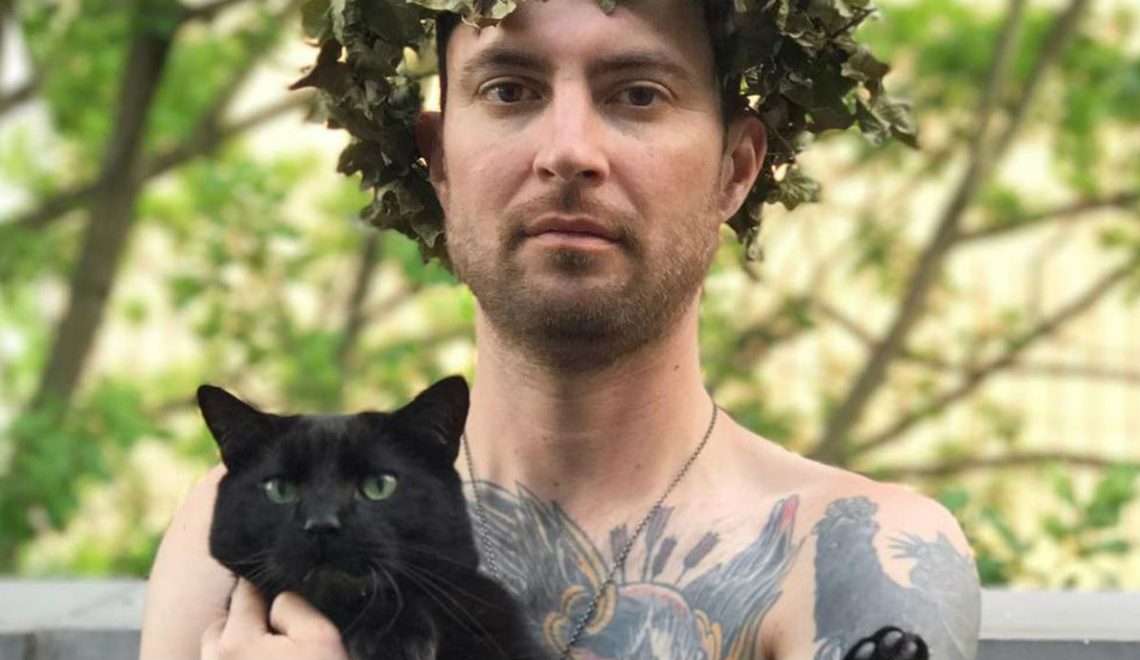 Pics of dudes and their cats